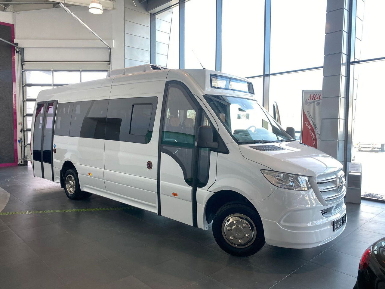 Mercedes-Benz Sprinter 517 - حافلة صغيرة, ميكروباص: صورة 5 Mercedes-Benz Sprinter 517 - حافلة صغيرة, ميكروباص: صورة 5