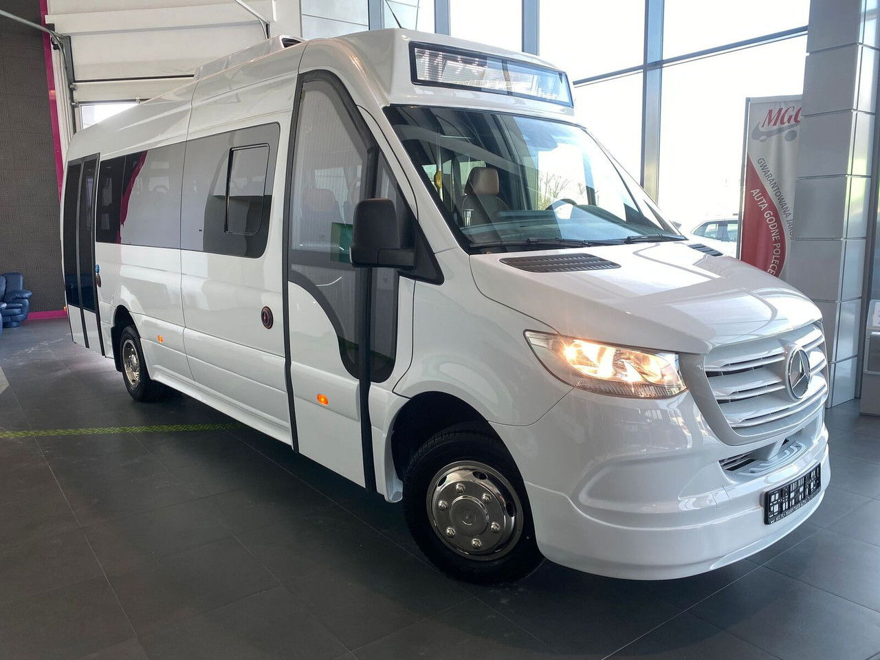 Mercedes-Benz Sprinter 517 - حافلة صغيرة, ميكروباص: صورة 4 Mercedes-Benz Sprinter 517 - حافلة صغيرة, ميكروباص: صورة 4