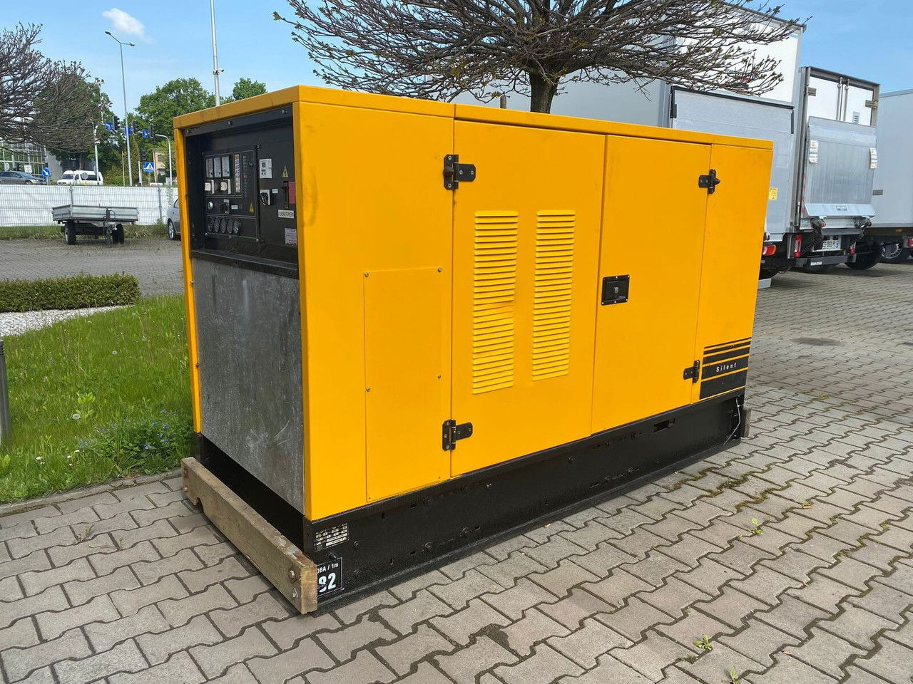 SDMO NS 60 W M, Silent generator 60kVA, 48KW NS 60 W M, Silent generator 60kVA, 48KW - مجموعة المولدات: صورة 1 SDMO NS 60 W M, Silent generator 60kVA, 48KW NS 60 W M, Silent generator 60kVA, 48KW - مجموعة المولدات: صورة 1
