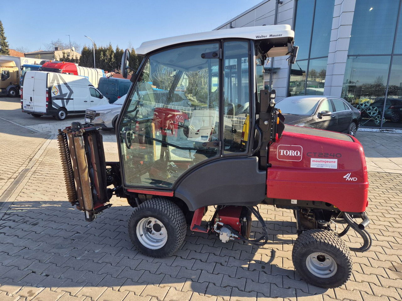TORO Toro CT2240 / 4WD / Like NEW / Only 1681MTH - جزازة أعشاب الحدائق: صورة 1 TORO Toro CT2240 / 4WD / Like NEW / Only 1681MTH - جزازة أعشاب الحدائق: صورة 1