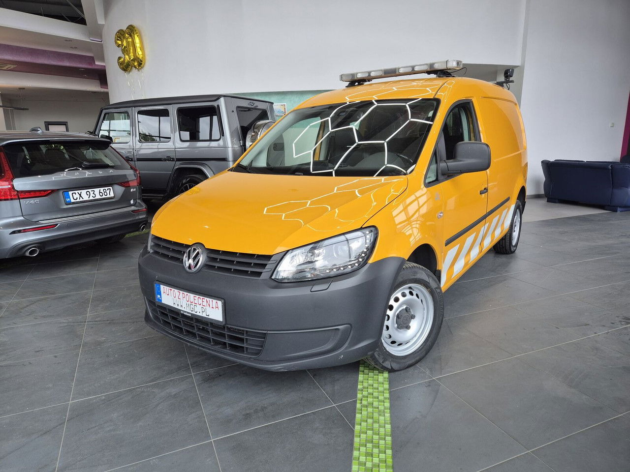 Volkswagen Caddy 2.0 TDi Maxi / 4Motion 4X4 / 1 Owner / Serviced - فان المدمجة: صورة 2 Volkswagen Caddy 2.0 TDi Maxi / 4Motion 4X4 / 1 Owner / Serviced - فان المدمجة: صورة 2