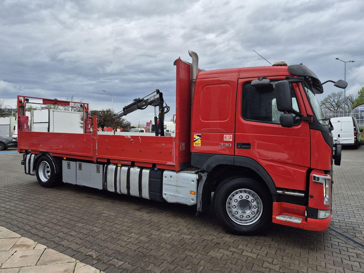 Volvo FM 330 Webasto / HDS Hiab / 1 Owner - شاحنات مسطحة, شاحنة كرين: صورة 5 Volvo FM 330 Webasto / HDS Hiab / 1 Owner - شاحنات مسطحة, شاحنة كرين: صورة 5