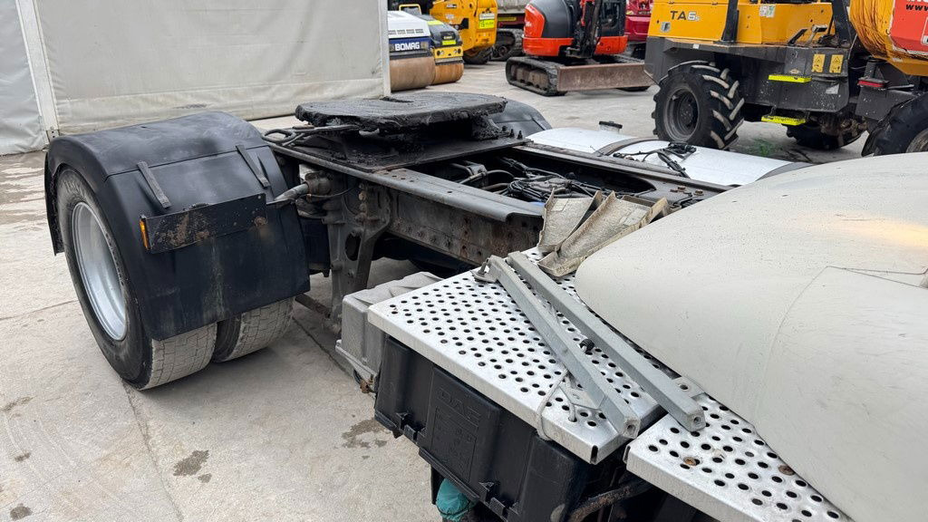 DAF FT CF 85.460 FT 4x2 euro 4 - tractor unit - وحدة جر: صورة 4 DAF FT CF 85.460 FT 4x2 euro 4 - tractor unit - وحدة جر: صورة 4