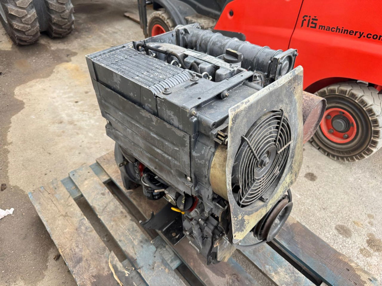 Deutz Engine F3L 1011 F - 2006 Year - Damaged - محرك - آلات البناء: صورة 3 Deutz Engine F3L 1011 F - 2006 Year - Damaged - محرك - آلات البناء: صورة 3