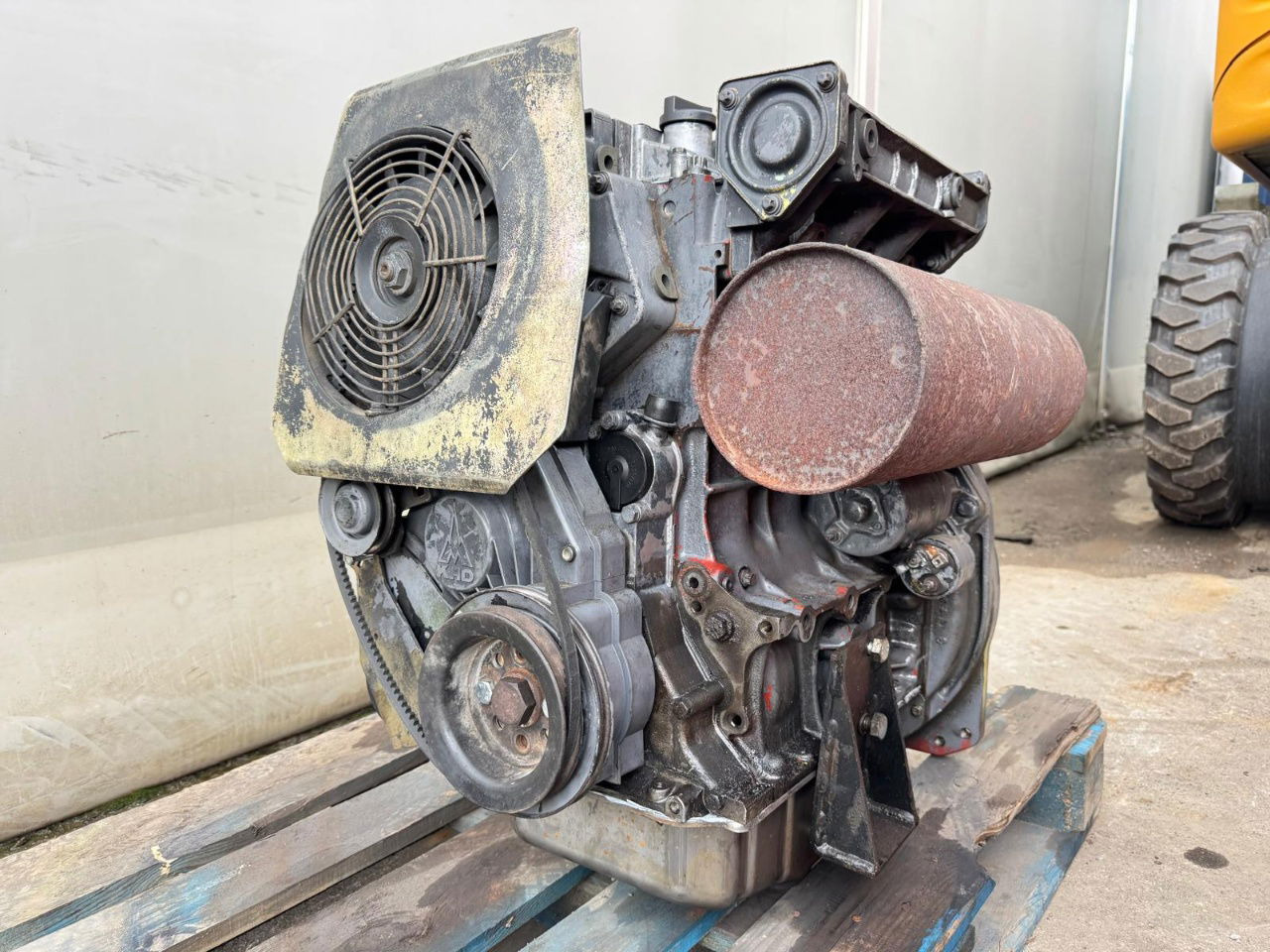 Deutz Engine F3L 1011 F - 2006 Year - Damaged - محرك - آلات البناء: صورة 2 Deutz Engine F3L 1011 F - 2006 Year - Damaged - محرك - آلات البناء: صورة 2