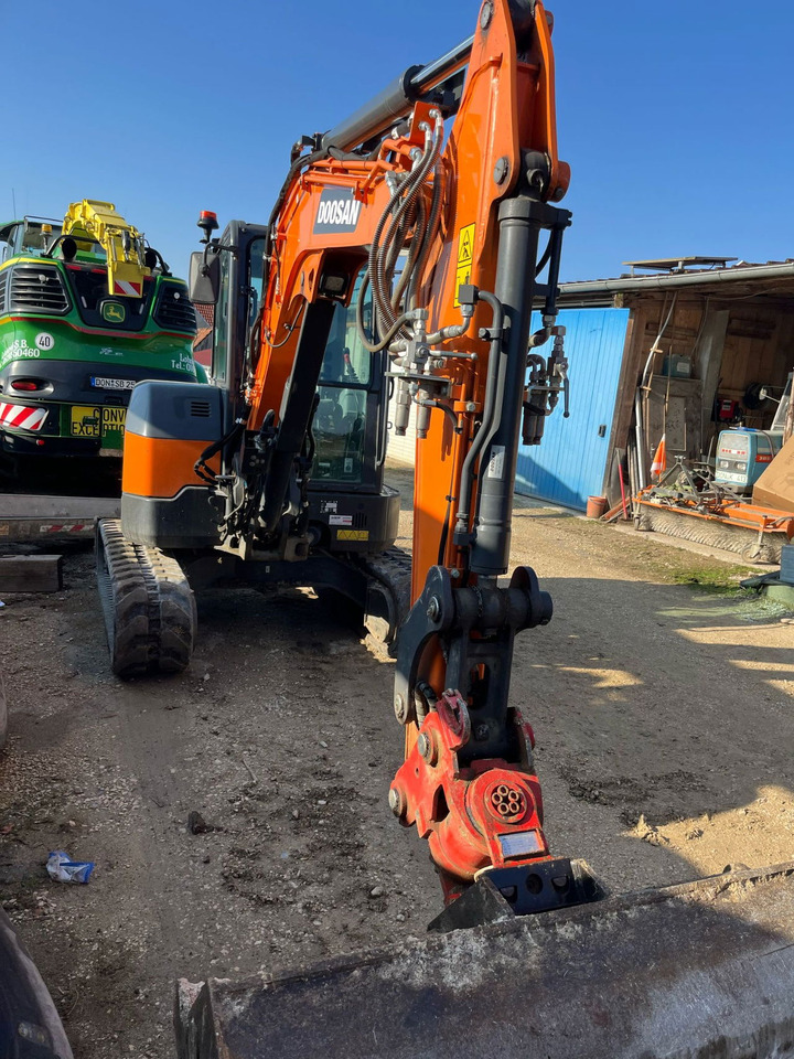 Doosan DX50Z-7 - Powertilt - 2022 Year - 320 Working Hours - حفارة مُصَّغرة: صورة 2 Doosan DX50Z-7 - Powertilt - 2022 Year - 320 Working Hours - حفارة مُصَّغرة: صورة 2