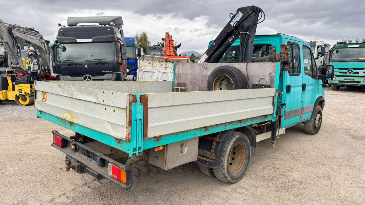 Iveco Daily 65 C15 stake body - Hiab 045-3 - 7.5M - شاحنة مفتوحة, الشاحنات الصغيرة كابينة مزدوجة: صورة 3 Iveco Daily 65 C15 stake body - Hiab 045-3 - 7.5M - شاحنة مفتوحة, الشاحنات الصغيرة كابينة مزدوجة: صورة 3