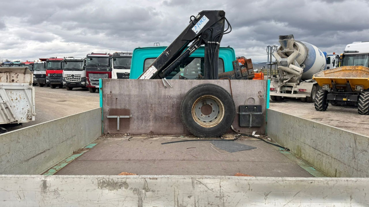 Iveco Daily 65 C15 stake body - Hiab 045-3 - 7.5M - شاحنة مفتوحة, الشاحنات الصغيرة كابينة مزدوجة: صورة 4 Iveco Daily 65 C15 stake body - Hiab 045-3 - 7.5M - شاحنة مفتوحة, الشاحنات الصغيرة كابينة مزدوجة: صورة 4