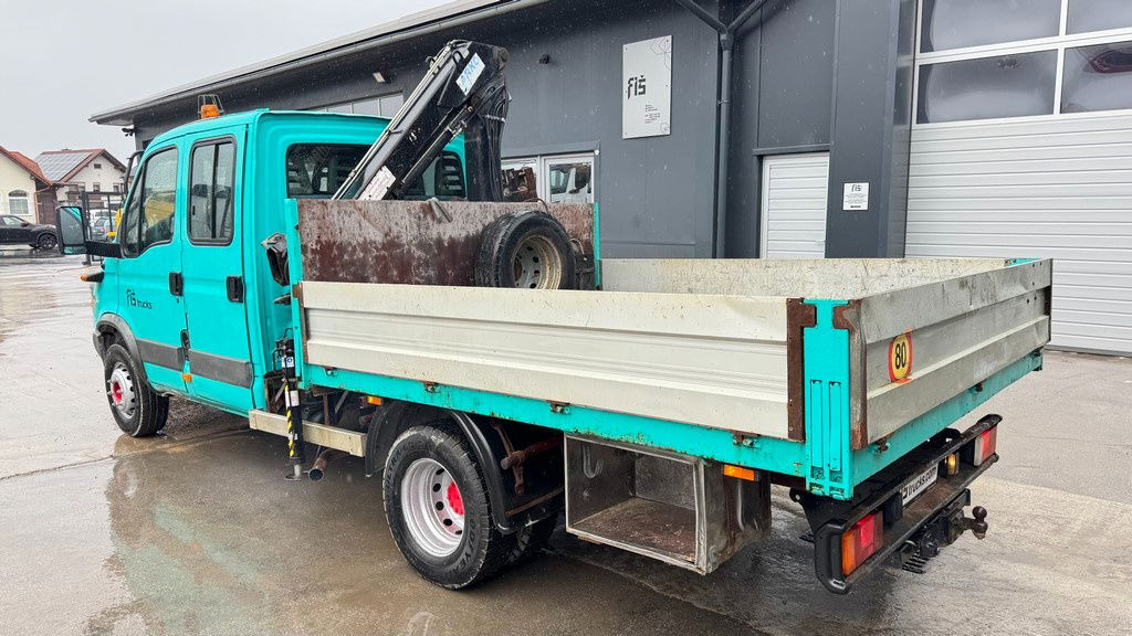 Iveco Daily 65 C15 stake body - Hiab 045-3 - 7.5M - شاحنة مفتوحة: صورة 5 Iveco Daily 65 C15 stake body - Hiab 045-3 - 7.5M - شاحنة مفتوحة: صورة 5