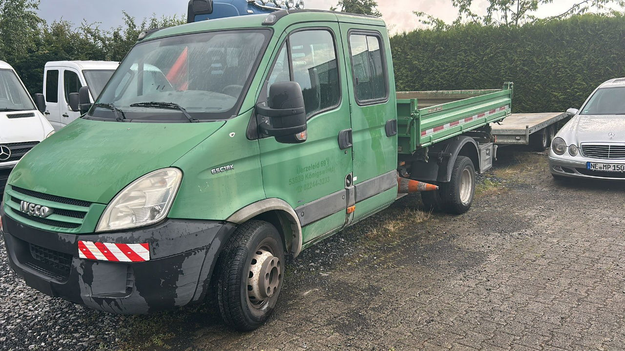 Iveco Daily 65C18K tipper - 6 seats - قلاب صغير: صورة 1 Iveco Daily 65C18K tipper - 6 seats - قلاب صغير: صورة 1