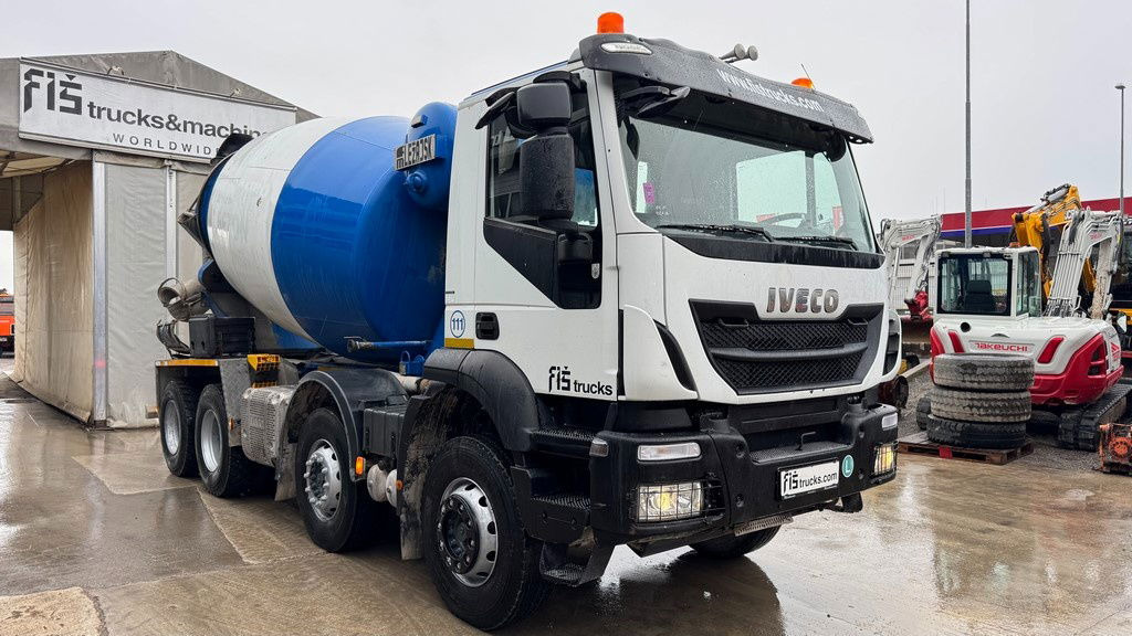 Iveco Trakker AD340TB45 8x4 mixer 9m3 - شاحنة خلاطة خرسانة: صورة 3 Iveco Trakker AD340TB45 8x4 mixer 9m3 - شاحنة خلاطة خرسانة: صورة 3
