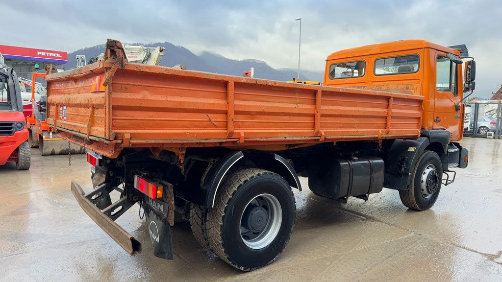 MAN 19.463 4x2 tipper - spring - شاحنة قلاب: صورة 5 MAN 19.463 4x2 tipper - spring - شاحنة قلاب: صورة 5