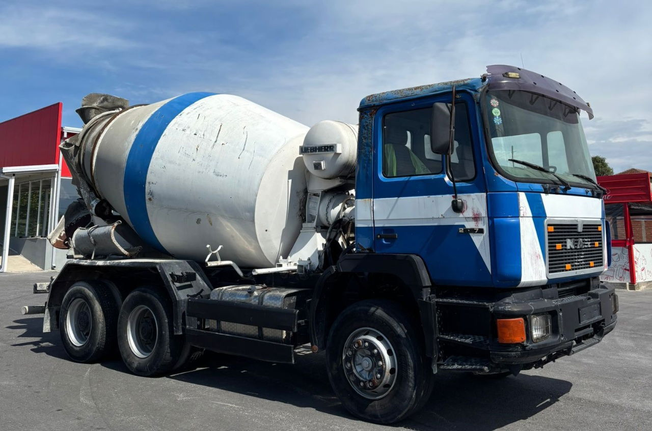 MAN 25.272 6x4 chassis- complete spring - شاحنة خلاطة خرسانة: صورة 4 MAN 25.272 6x4 chassis- complete spring - شاحنة خلاطة خرسانة: صورة 4