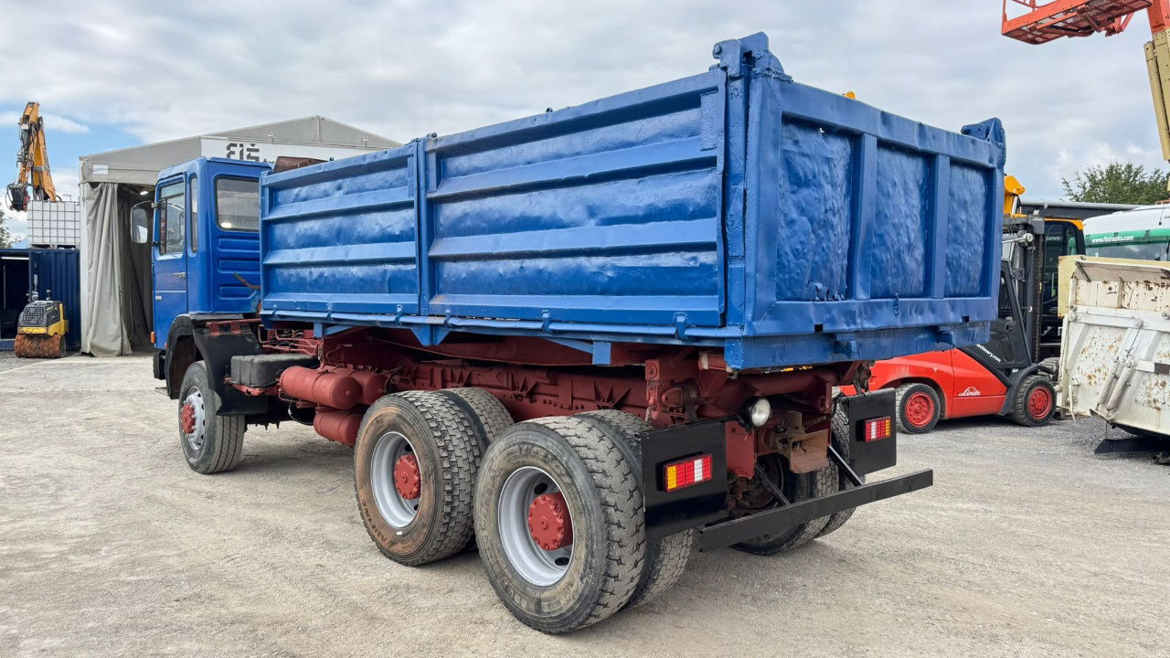 MAN 26.281 6x6 3 sided tipper - ZF gearbox - شاحنة قلاب: صورة 4 MAN 26.281 6x6 3 sided tipper - ZF gearbox - شاحنة قلاب: صورة 4
