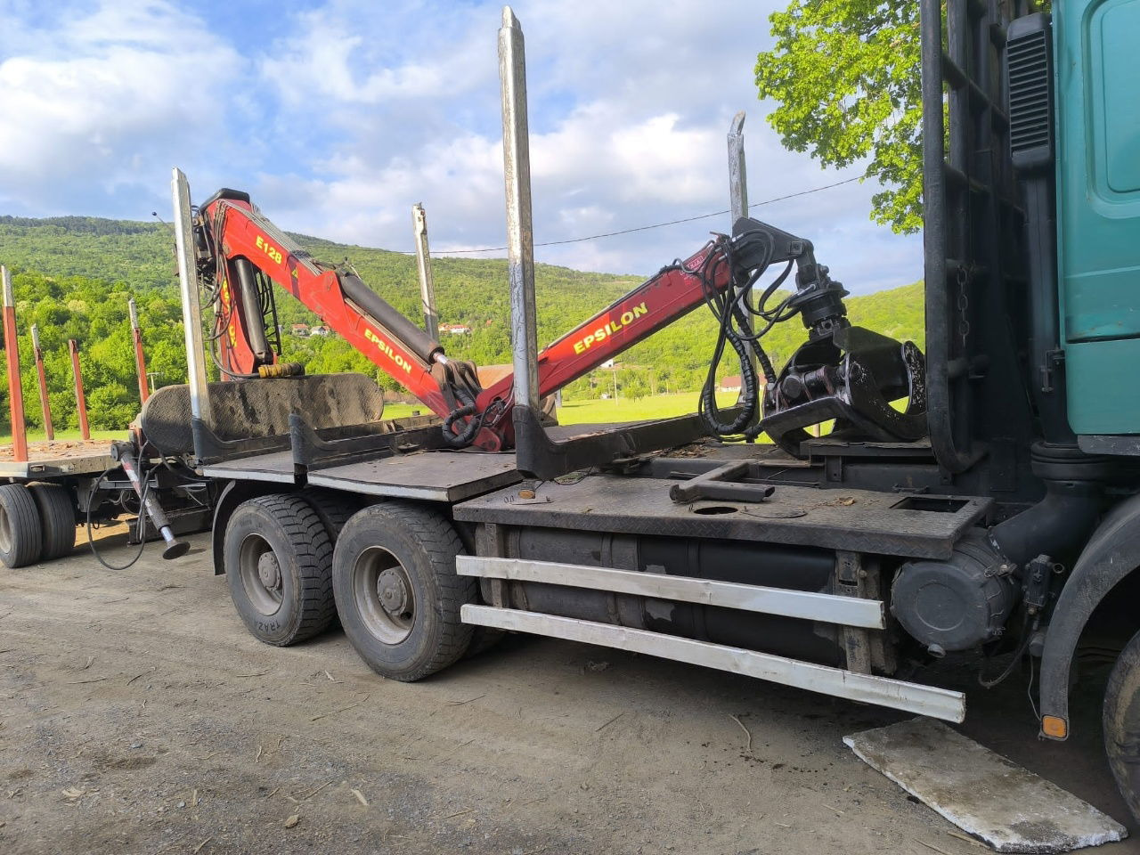MAN 33.464 6x4 forest truck - Complete Spring - Epsilon E128 + scissors - شاحنة قطع الأشجار: صورة 5 MAN 33.464 6x4 forest truck - Complete Spring - Epsilon E128 + scissors - شاحنة قطع الأشجار: صورة 5