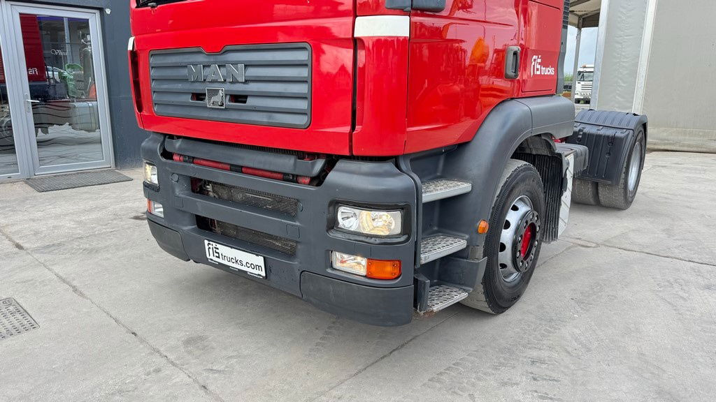 MAN TGA 18.413 4X2 tractor unit - وحدة جر: صورة 2 MAN TGA 18.413 4X2 tractor unit - وحدة جر: صورة 2