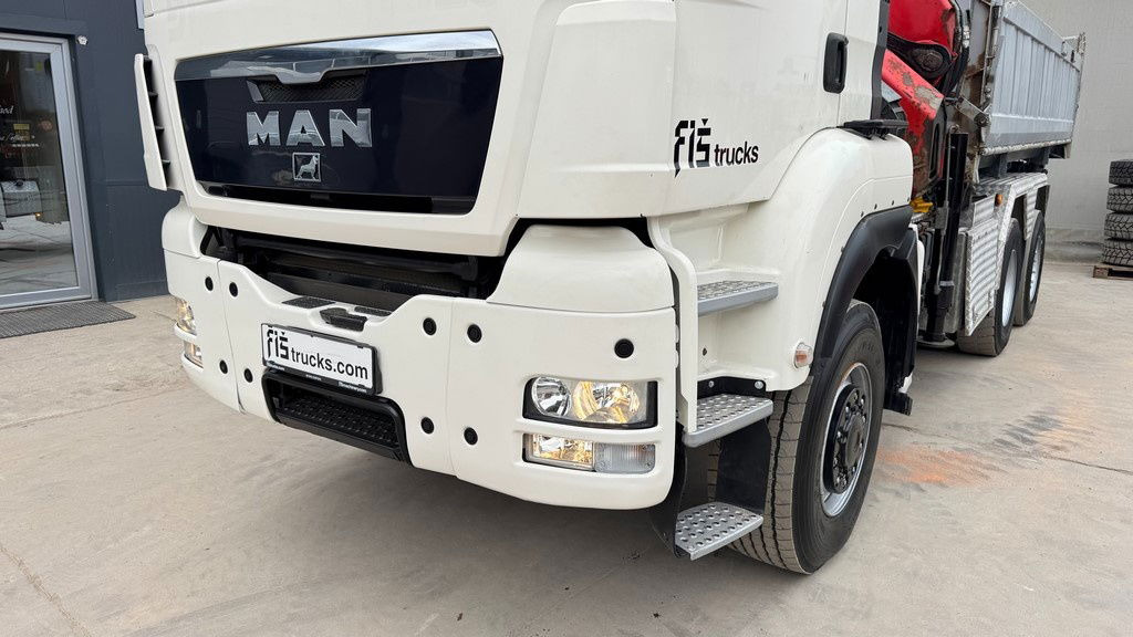 MAN TGS 28.480 6X4/4 bordmatic - cardan - Fassi F235XP - 14.9M - Retarder - شاحنة قلاب: صورة 2 MAN TGS 28.480 6X4/4 bordmatic - cardan - Fassi F235XP - 14.9M - Retarder - شاحنة قلاب: صورة 2