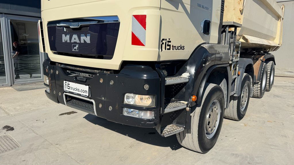 MAN TGS 35.480 8x4 dumper tipper - شاحنة قلاب: صورة 2 MAN TGS 35.480 8x4 dumper tipper - شاحنة قلاب: صورة 2