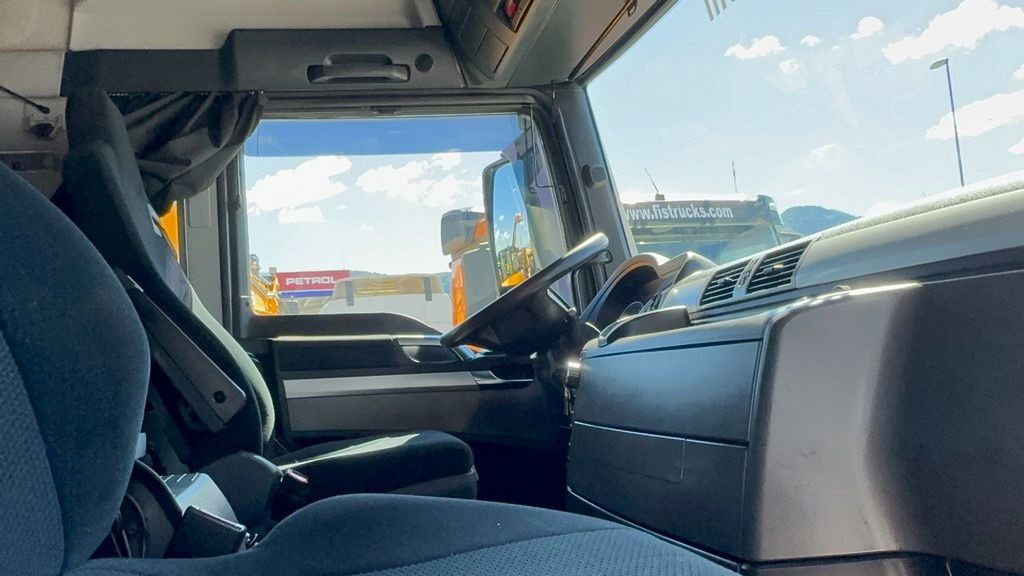 وحدة جر MAN TGX 18.440 4X2 tractor unit - retarder: صورة 28 وحدة جر MAN TGX 18.440 4X2 tractor unit - retarder: صورة 28