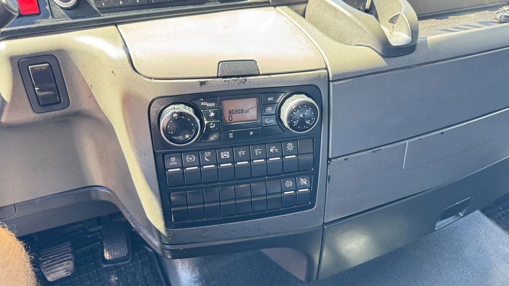 وحدة جر MAN TGX 18.440 4X2 tractor unit - retarder: صورة 25 وحدة جر MAN TGX 18.440 4X2 tractor unit - retarder: صورة 25