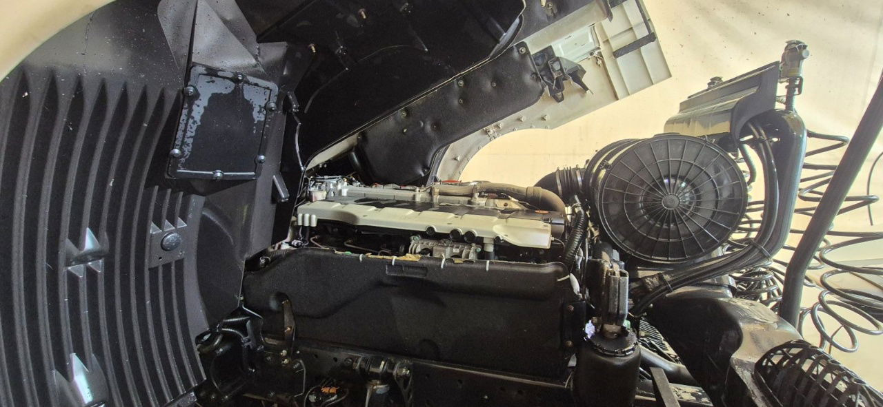 وحدة جر MAN TGX 18.440 4X2 tractor unit - retarder: صورة 15 وحدة جر MAN TGX 18.440 4X2 tractor unit - retarder: صورة 15