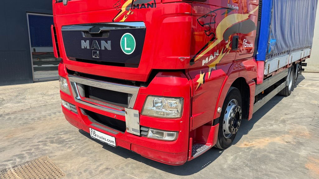 MAN TGX 26.440 6x2 box truck - retarder - lifting+steering axle - شاحنة مقفلة: صورة 2 MAN TGX 26.440 6x2 box truck - retarder - lifting+steering axle - شاحنة مقفلة: صورة 2