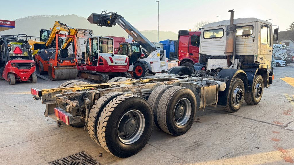 MAN - spring - شاحنة هيكل كابينة: صورة 5 MAN - spring - شاحنة هيكل كابينة: صورة 5