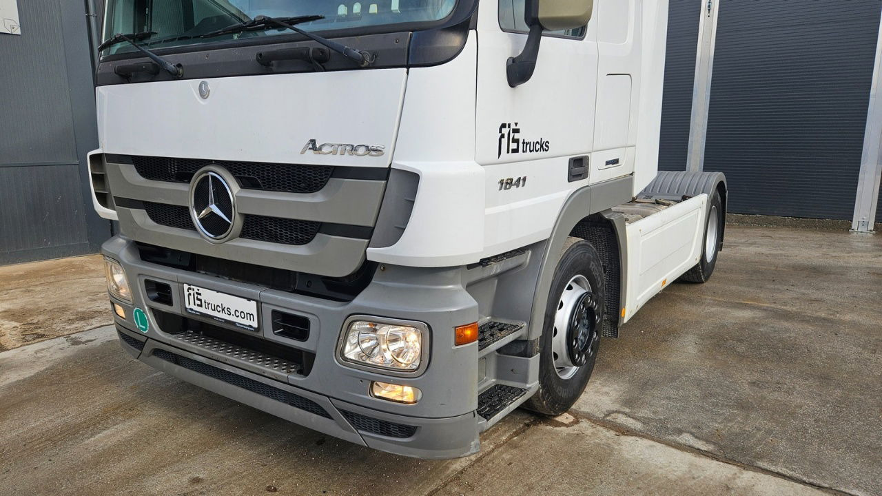 Mercedes-Benz Actros 1841 4x2 tractor unit - retarder - وحدة جر: صورة 2 Mercedes-Benz Actros 1841 4x2 tractor unit - retarder - وحدة جر: صورة 2