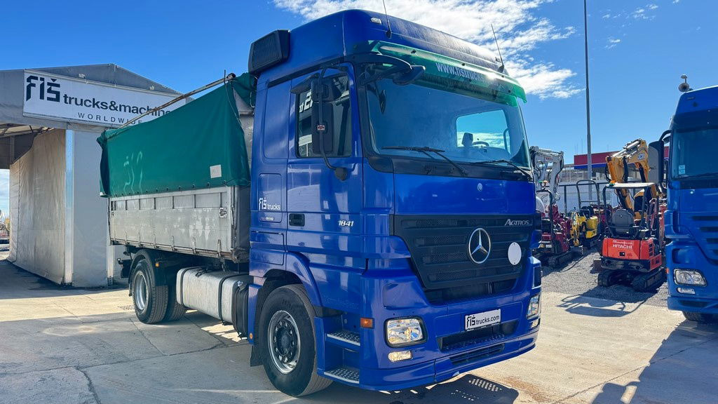 Mercedes-Benz Actros 1841 L 4x2 tipper - tarpaulin - euro 5 - شاحنة قلاب: صورة 3 Mercedes-Benz Actros 1841 L 4x2 tipper - tarpaulin - euro 5 - شاحنة قلاب: صورة 3