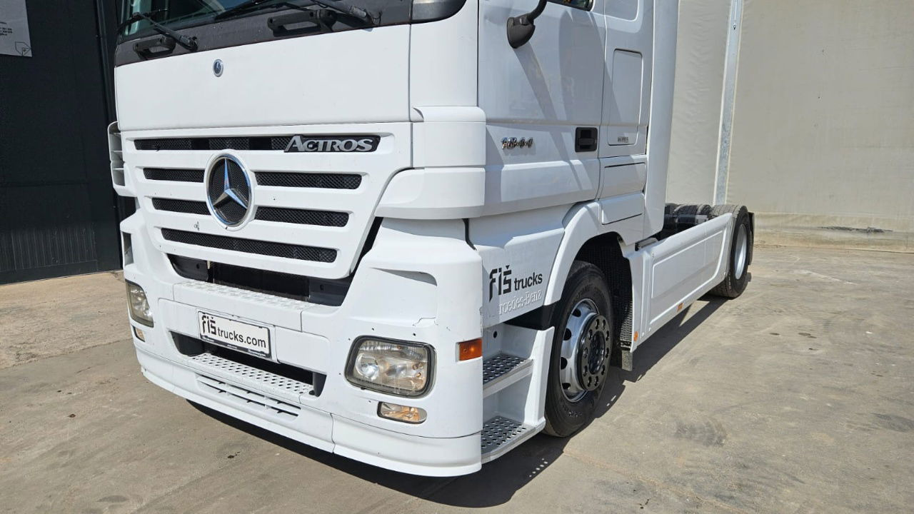 Mercedes-Benz Actros 1844 LS 4x2 tractor unit - وحدة جر: صورة 2 Mercedes-Benz Actros 1844 LS 4x2 tractor unit - وحدة جر: صورة 2