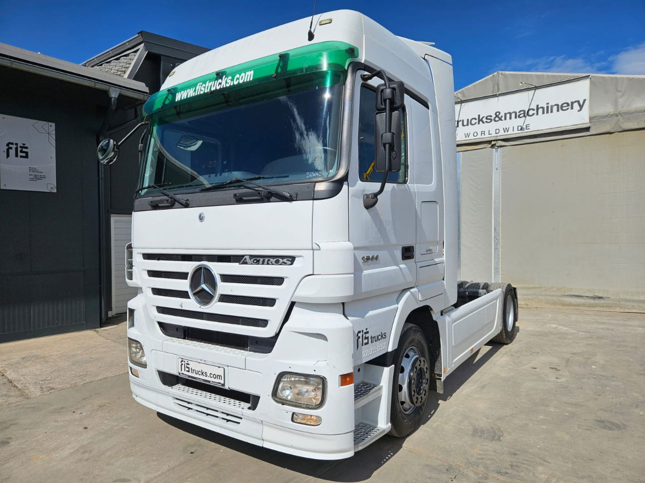 Mercedes-Benz Actros 1844 LS 4x2 tractor unit - وحدة جر: صورة 1 Mercedes-Benz Actros 1844 LS 4x2 tractor unit - وحدة جر: صورة 1