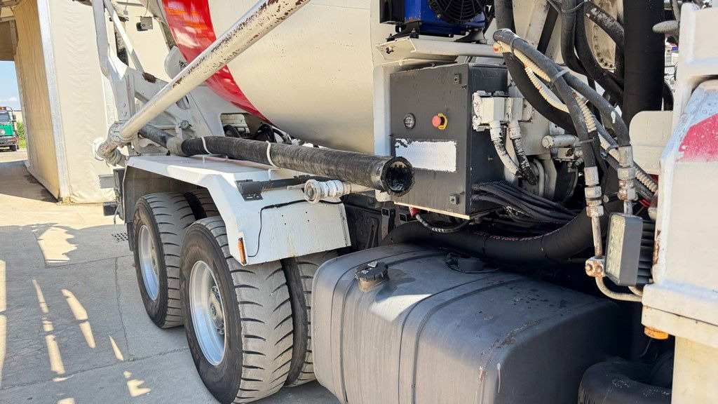 Mercedes-Benz Actros 3341 6x4 7m3 + 24m Cifa - شاحنة خلاطة خرسانة: صورة 4 Mercedes-Benz Actros 3341 6x4 7m3 + 24m Cifa - شاحنة خلاطة خرسانة: صورة 4