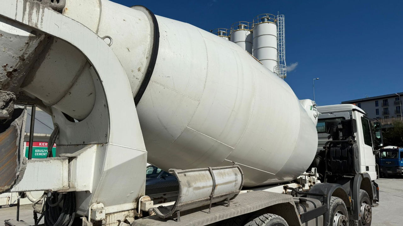 Mercedes-Benz Actros 3532 8x4 beton Schwing mixer 10m3 - شاحنة خلاطة خرسانة: صورة 5 Mercedes-Benz Actros 3532 8x4 beton Schwing mixer 10m3 - شاحنة خلاطة خرسانة: صورة 5