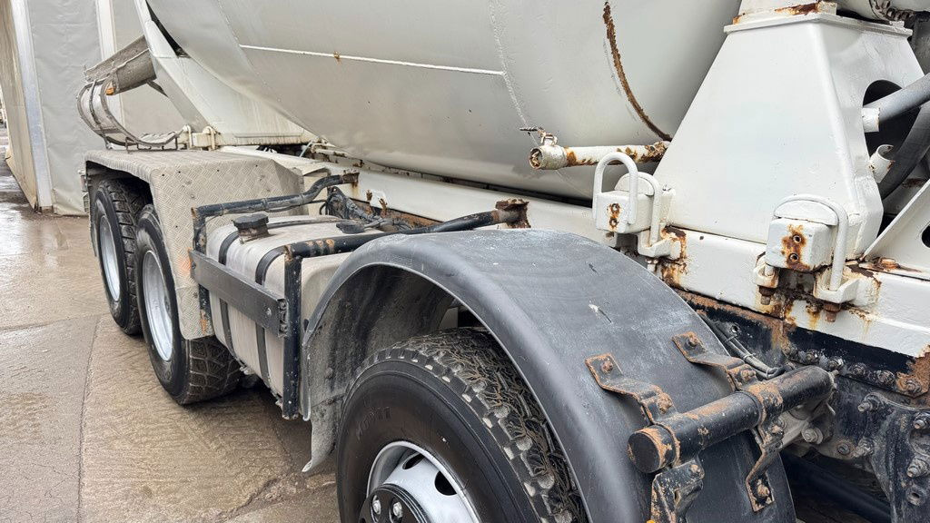 Mercedes-Benz Actros 3536 8x4 stetter schwing mixer 9m3 - شاحنة خلاطة خرسانة: صورة 5 Mercedes-Benz Actros 3536 8x4 stetter schwing mixer 9m3 - شاحنة خلاطة خرسانة: صورة 5