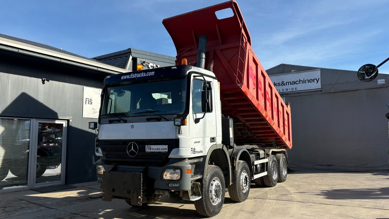 Mercedes-Benz Actros 4141 K 8x6 tipper - 19m3 - spring suspension - شاحنة قلاب: صورة 5 Mercedes-Benz Actros 4141 K 8x6 tipper - 19m3 - spring suspension - شاحنة قلاب: صورة 5