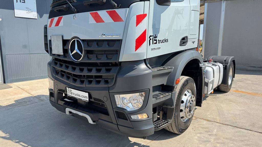 Mercedes-Benz Arocs 1845 HAD 4X4 tractor unit - tipper hydraulics - retarder - وحدة جر: صورة 2 Mercedes-Benz Arocs 1845 HAD 4X4 tractor unit - tipper hydraulics - retarder - وحدة جر: صورة 2