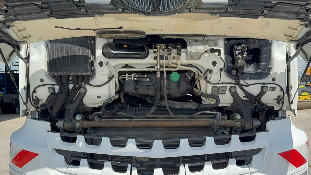 Mercedes-Benz Arocs 1851 LS HAD 4X4 - Euro 6 - retarder - tipper hydraulics - وحدة جر: صورة 2 Mercedes-Benz Arocs 1851 LS HAD 4X4 - Euro 6 - retarder - tipper hydraulics - وحدة جر: صورة 2