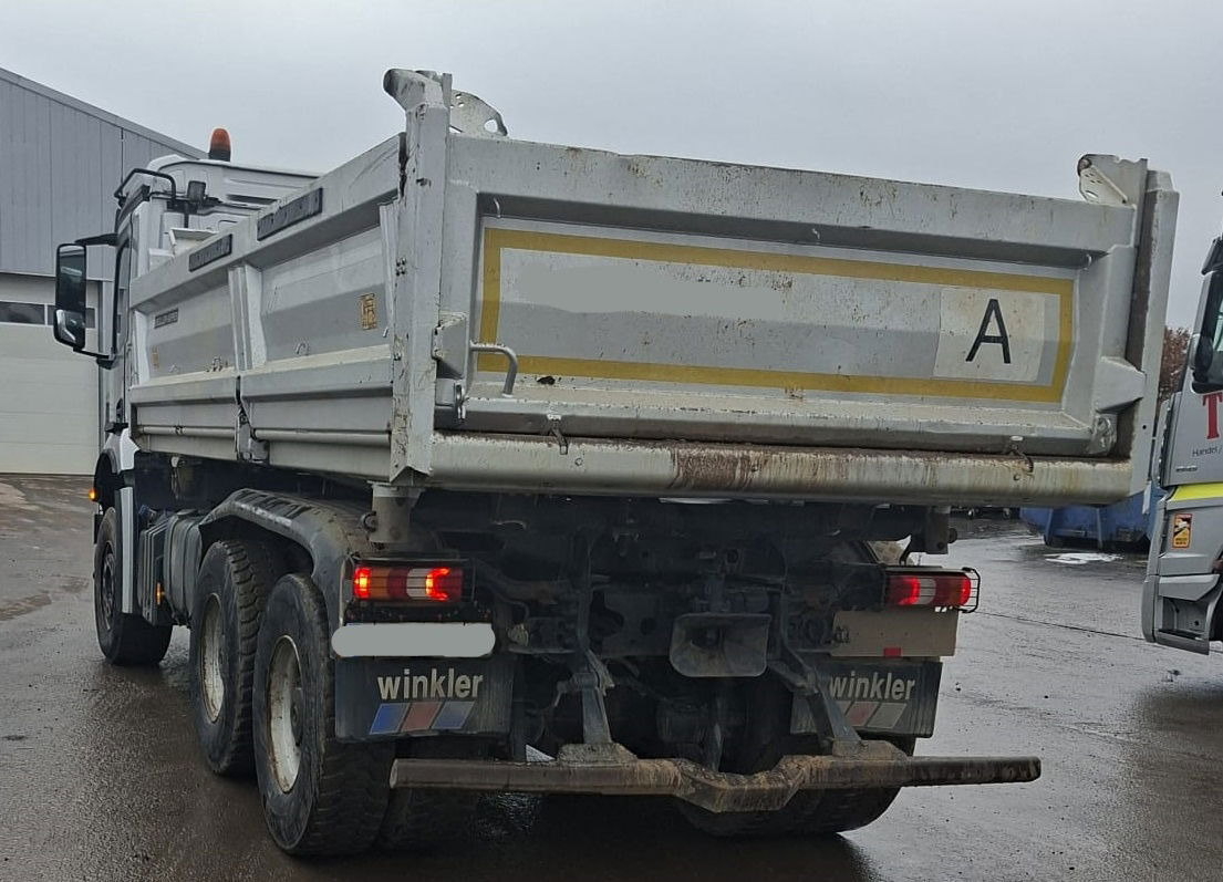 Mercedes-Benz Arocs 2643 6X4 meiller bordmatic tipper - شاحنة قلاب: صورة 4 Mercedes-Benz Arocs 2643 6X4 meiller bordmatic tipper - شاحنة قلاب: صورة 4