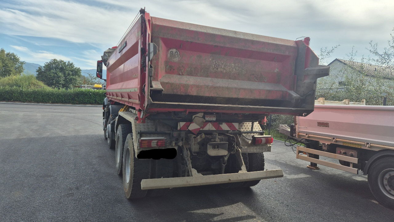 Mercedes-Benz Arocs 3243 8X4 mulda tipper - bordmatic - شاحنة قلاب: صورة 3 Mercedes-Benz Arocs 3243 8X4 mulda tipper - bordmatic - شاحنة قلاب: صورة 3