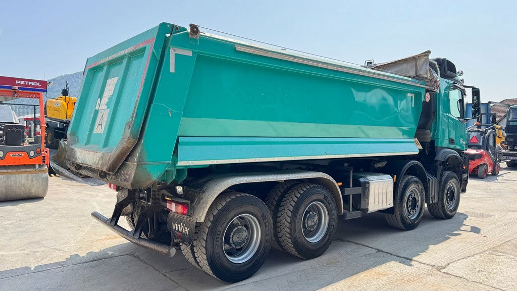 Mercedes-Benz Arocs 3248 8X4 mulda tipper - electric taurpaulin - شاحنة قلاب: صورة 4 Mercedes-Benz Arocs 3248 8X4 mulda tipper - electric taurpaulin - شاحنة قلاب: صورة 4
