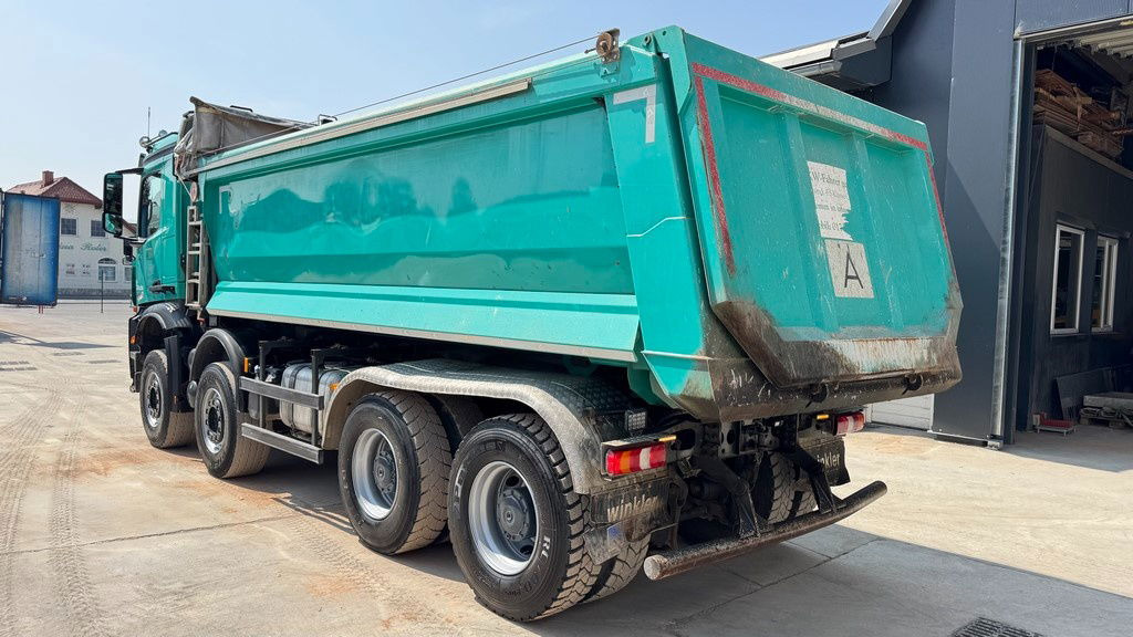 Mercedes-Benz Arocs 3248 8X4 mulda tipper - electric taurpaulin - شاحنة قلاب: صورة 5 Mercedes-Benz Arocs 3248 8X4 mulda tipper - electric taurpaulin - شاحنة قلاب: صورة 5