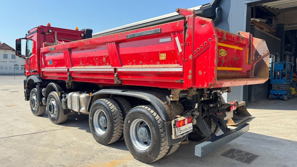 Mercedes-Benz Arocs 4148 8X4 bordmatic - new engine - شاحنة قلاب: صورة 5 Mercedes-Benz Arocs 4148 8X4 bordmatic - new engine - شاحنة قلاب: صورة 5