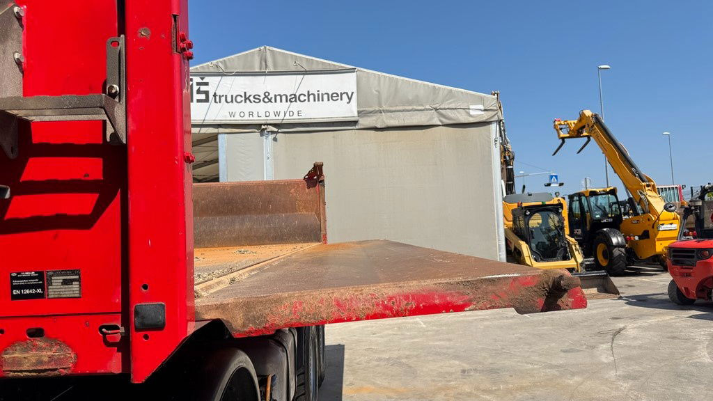 Mercedes-Benz Arocs 4148 8X4 bordmatic - new engine - شاحنة قلاب: صورة 3 Mercedes-Benz Arocs 4148 8X4 bordmatic - new engine - شاحنة قلاب: صورة 3