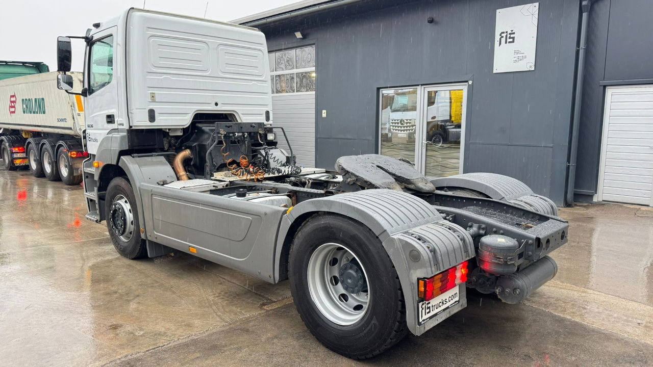Mercedes-Benz Axor 1836 4x2 tipper hydraulics - وحدة جر: صورة 4 Mercedes-Benz Axor 1836 4x2 tipper hydraulics - وحدة جر: صورة 4