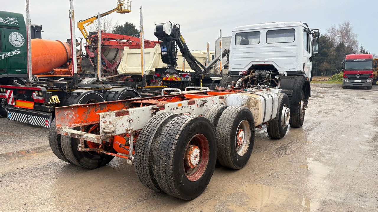 Mercedes-Benz SK 3234 8x4 chassis - V6 - شاحنة هيكل كابينة: صورة 3 Mercedes-Benz SK 3234 8x4 chassis - V6 - شاحنة هيكل كابينة: صورة 3