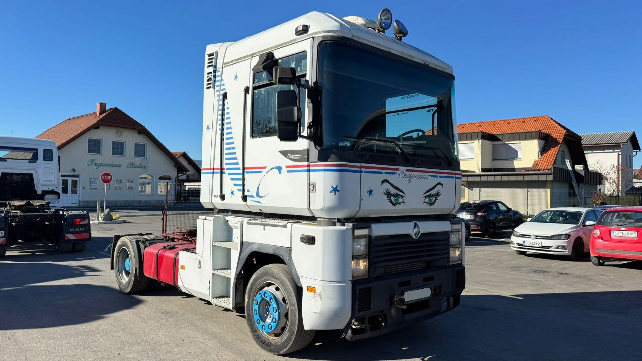 Renault Magnum 390 4X2 tractor unit - وحدة جر: صورة 3 Renault Magnum 390 4X2 tractor unit - وحدة جر: صورة 3