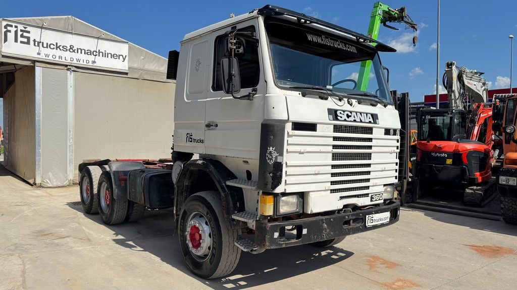 Scania R113-360 HK 6x4 chassis - شاحنة هيكل كابينة: صورة 3 Scania R113-360 HK 6x4 chassis - شاحنة هيكل كابينة: صورة 3