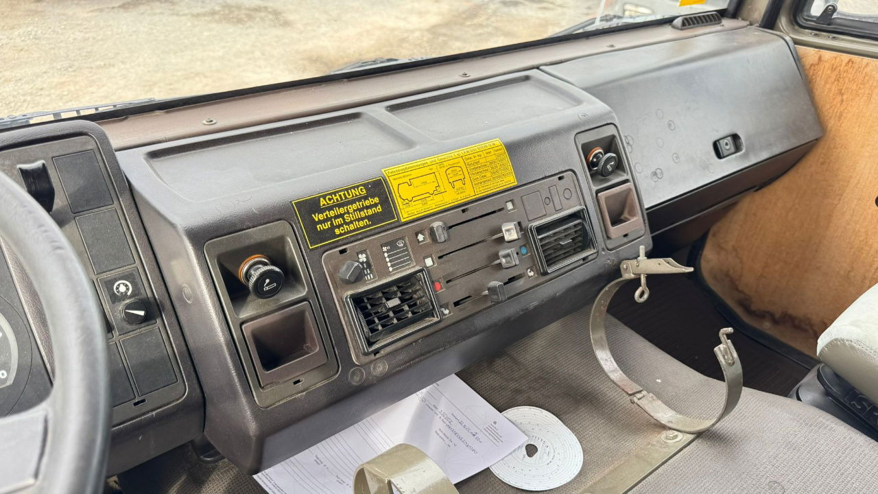 Steyr 12M18 4X4 stake body -  truck Steyr 12M18 4X4 stake body -  truck: صورة 18