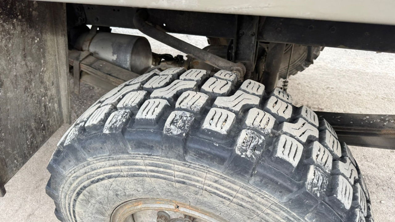 Steyr 12M18 4X4 stake body -  truck Steyr 12M18 4X4 stake body -  truck: صورة 9