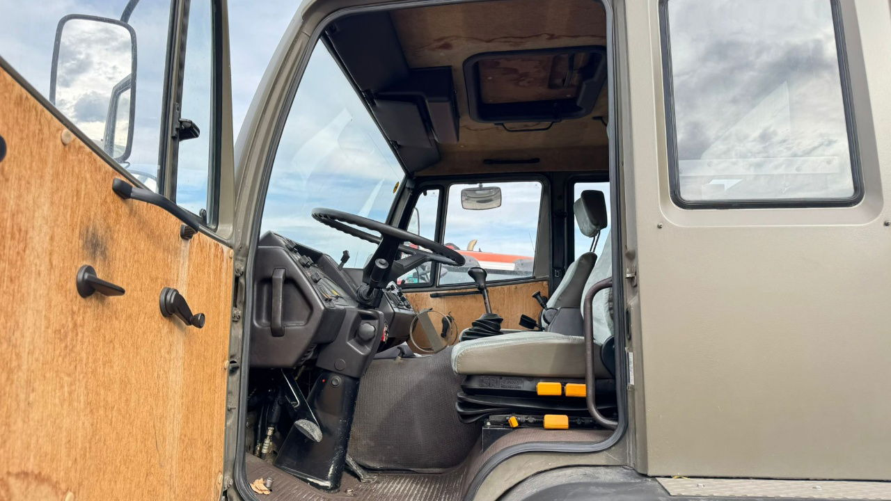 Steyr 12M18 4X4 stake body -  truck Steyr 12M18 4X4 stake body -  truck: صورة 15